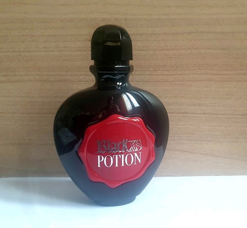 Black potion paco rabanne - black,
