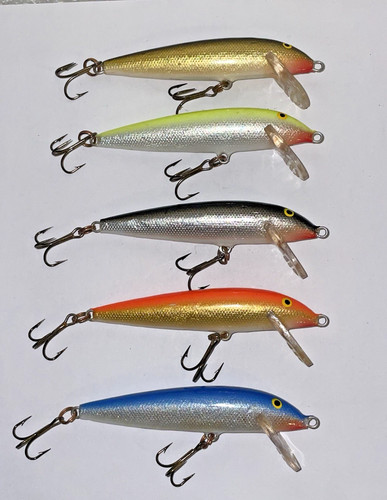 Lot rapala count - a),