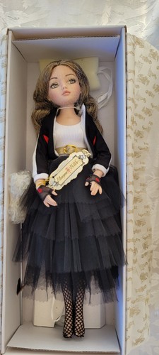 Ellowyne wilde doll - doll,