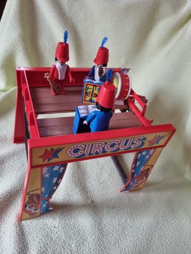 Sortie des artistes circus - sortie,
