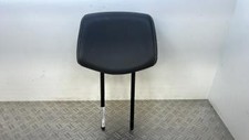 Appui tete avant RENAULT CLIO