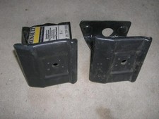 RENAULT 18 - R18 TURBO PAIRE DE FERRURES PARE CHOC AVANT NEUF ORIGINE D'EPOQUE