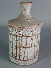 J. Pouchain pot couvert