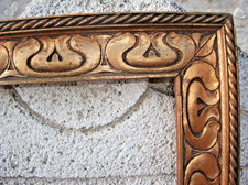 Cadre XIXème en bois doré à