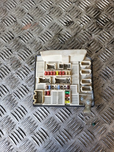 Boitier fusible usm renault - fusible,