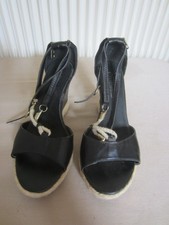 Sandales compensées en cuir