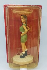 NEW Figurine Lara Croft jeune