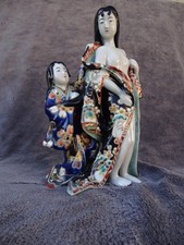 Belle figurine en porcelaine de Kutani.