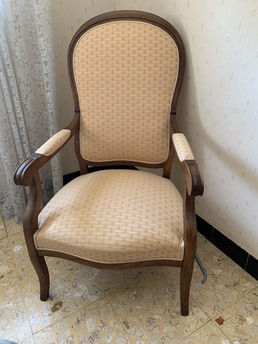 Fauteuil voltaire très - fauteuil, bon