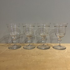 Lot de 4 Verres en Cristal