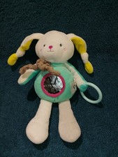 doudou peluche lapin éveil