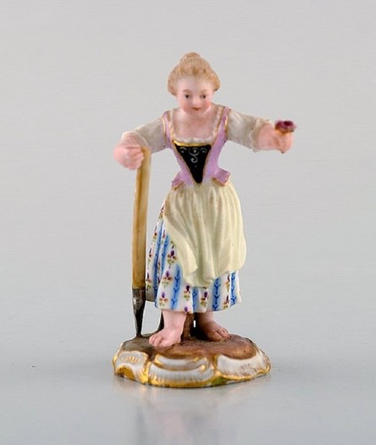 Rare figurine miniature