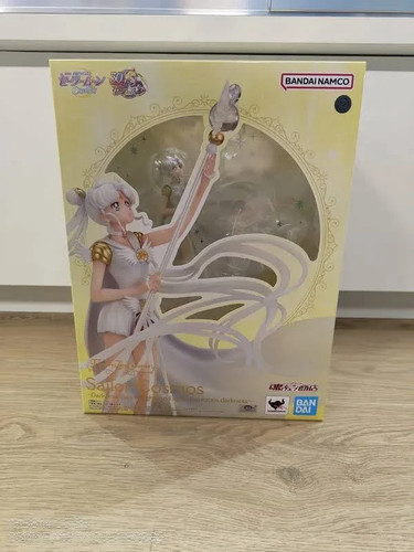 Sailor moon cosmos figuarts - moon,