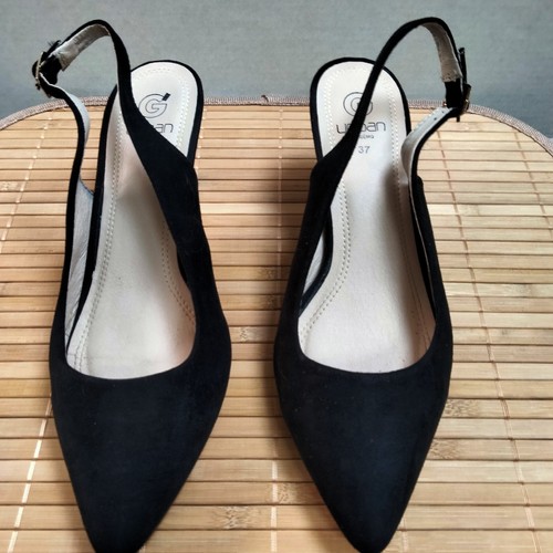 Escarpins talons noirs - à,