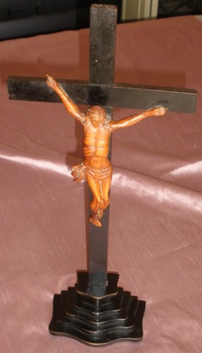 Crucifix xviii ème bois - xviii,