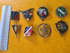 Lot De 8 Insignes Militaires