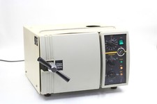 Tuttnauer 1730M Autoclave À
