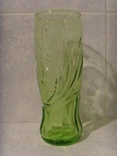 8-1- Verre collector Coca Cola Mc Donald's, version 2008, couleur : vert-jaune