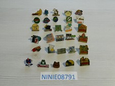 LOT 30 PIN'S MAXI MO frog decathlon lafuma c&a full pomp mentos 3 suisses bank