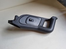 Renault Safrane / Poignée intérieur de porte avant Droite / 7700809338