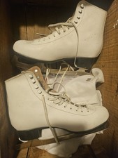 ANCIENNE PAIRE DE PATINS A
