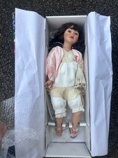 poupée porcelaine collection