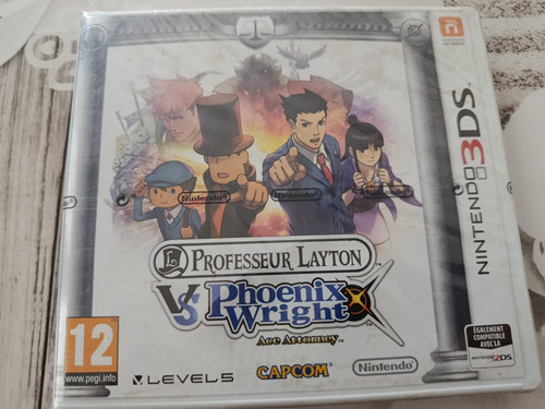 Professeur layton phoenix - layton,