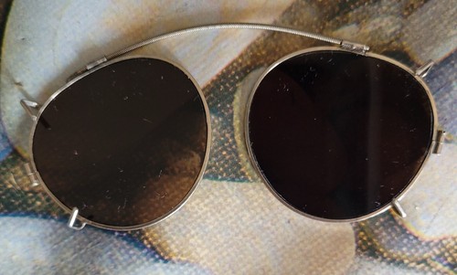 Ancienne lunette soleil a - ancienne, de
