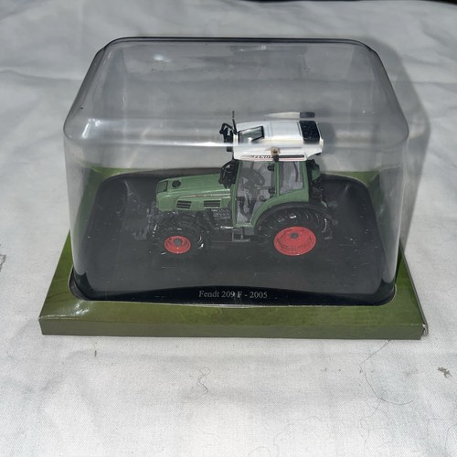 Hachette universal hobbies - hachette,