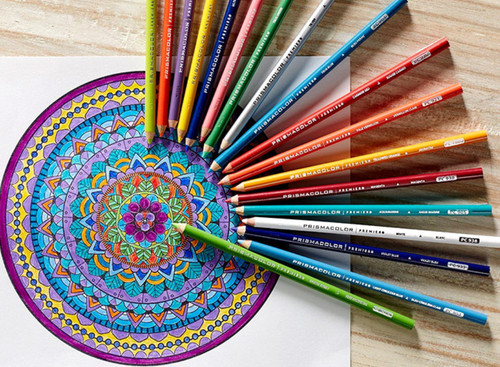 Lot crayons couleur - de,