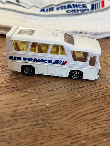 Majorette bus piste - -,