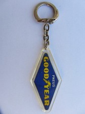 Porte clef "Pneus GOOD YEAR - Rivière, tout pour le pneu à AUCH" années 60