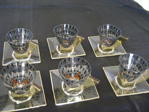 Tasses soucoupes verre - tasses, et