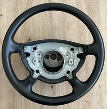 Volant cuir Mercedes-Benz Classe E W211 – Cuir d’origine rénové et recoloré