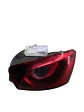 Feu arriere principal droit