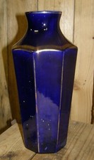 joli vase bleu cobalt à