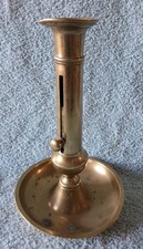 Ancien Bougeoir A Poussoir Du 19ème Siècle en bronze  HT 22 cm 