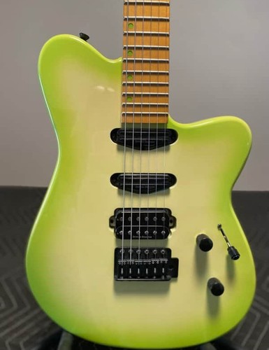 Near mint samick twenty - mint,