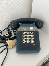Téléphone vintage à touches PTT Socotel S63 bleu/vert – années 80