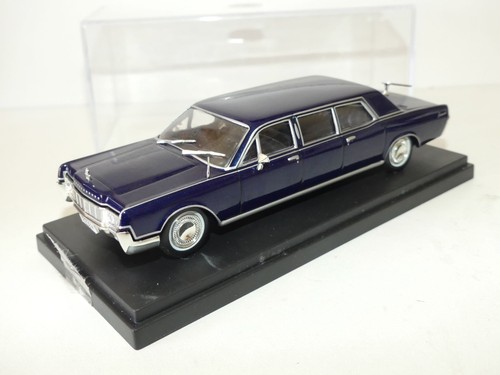 Lincoln continental limousine - lincoln,