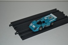 POUR CIRCUIT   AFX  TOMY  . FERRARI 512M  # 2  HO  AVEC ECLAIRAGE  .