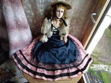 1920 - POUPÉE ANCIENNE AU CHAPEAU DE PAILLE - DITE DE SALON -  78 cm