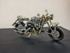 MECCANO gros MOTO avec engrenage . 37 cm