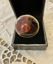 PORCELAINE AGATE CORNALINE EN CABOCHON BELLE BAGUE VINTAGE CRÉATEUR 