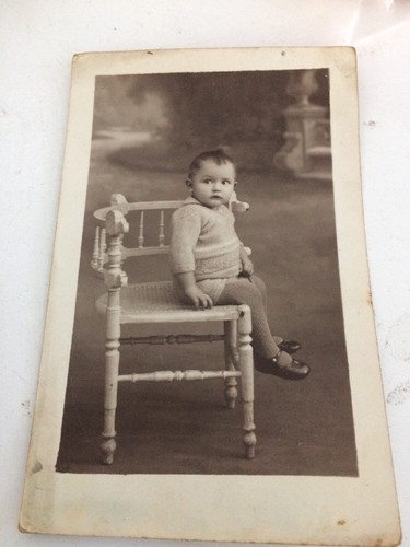 Ancienne cpa bébé sur chaise - bébé,