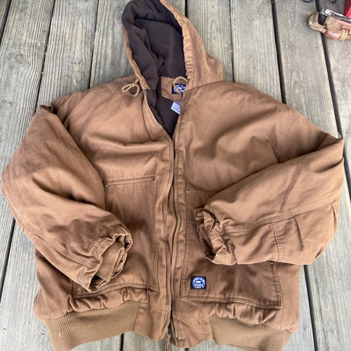 Polar king key - king, apparel