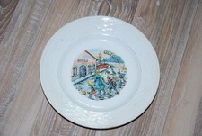 assiette à  A dessert