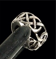 Superbe bague décor celtique