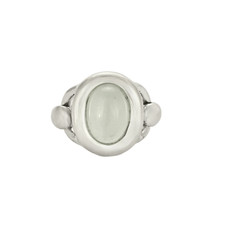 POIRAY - Indra - Bague en or gris et calcédoine bleue