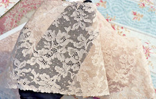 ANCIEN VOLANT de DENTELLE de CALAIS FANTAISIE vers 1950, Jamais montée de 3,50m